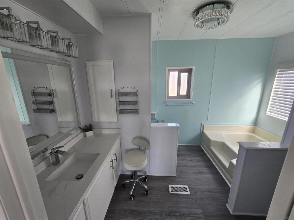 Spring Valley - Manufactured In Park