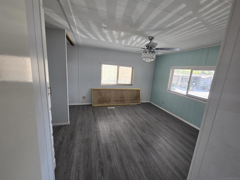 Spring Valley - Manufactured In Park