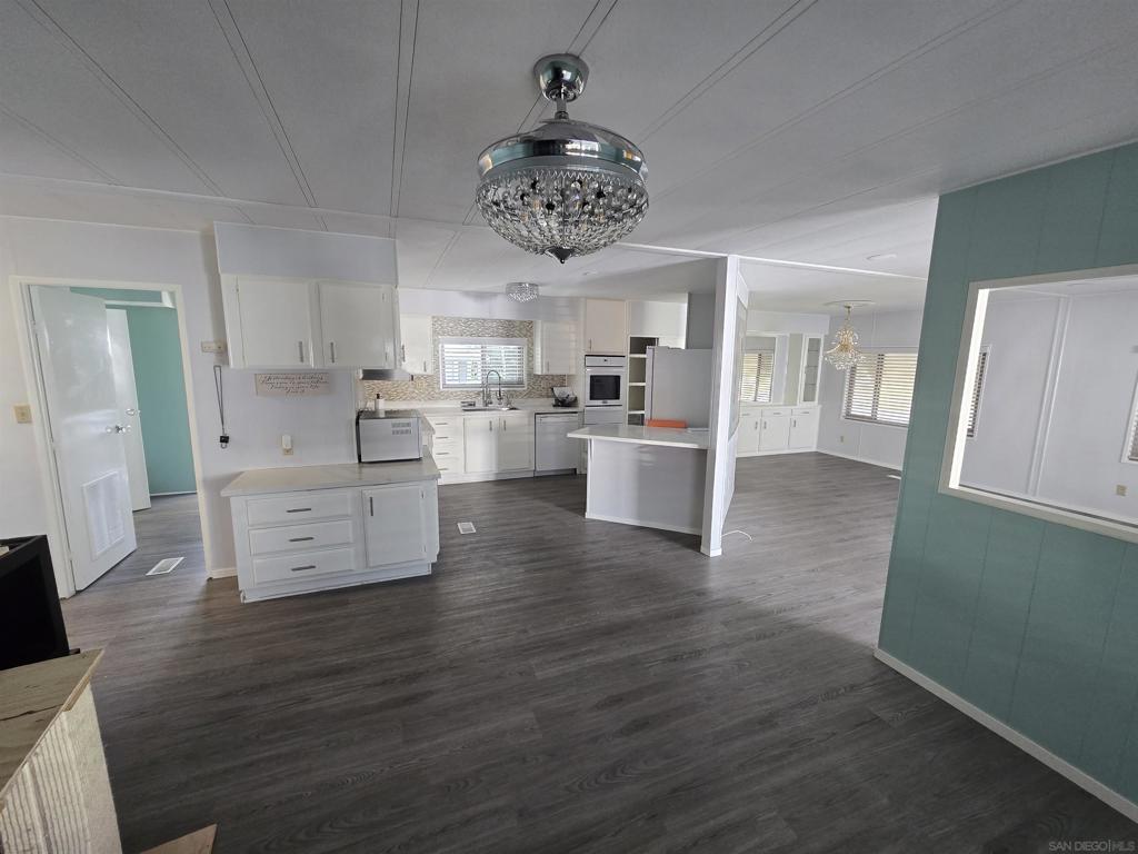 Spring Valley - Manufactured In Park