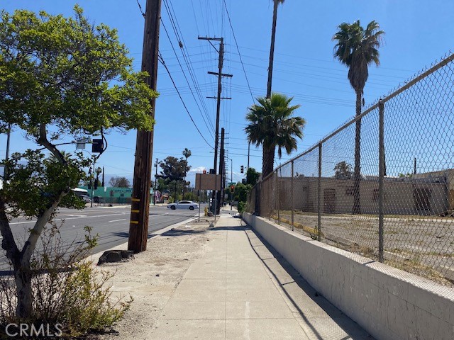 104 S Mount Vernon Avenue