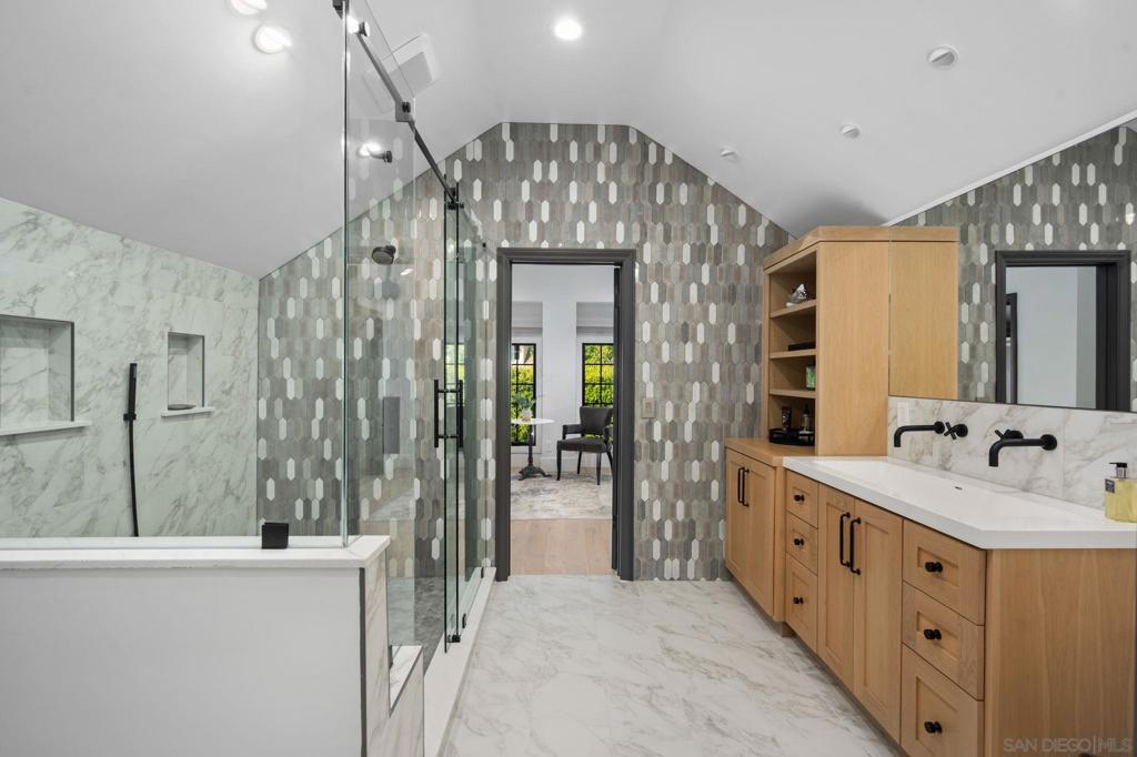 Rancho Santa Fe - Residential