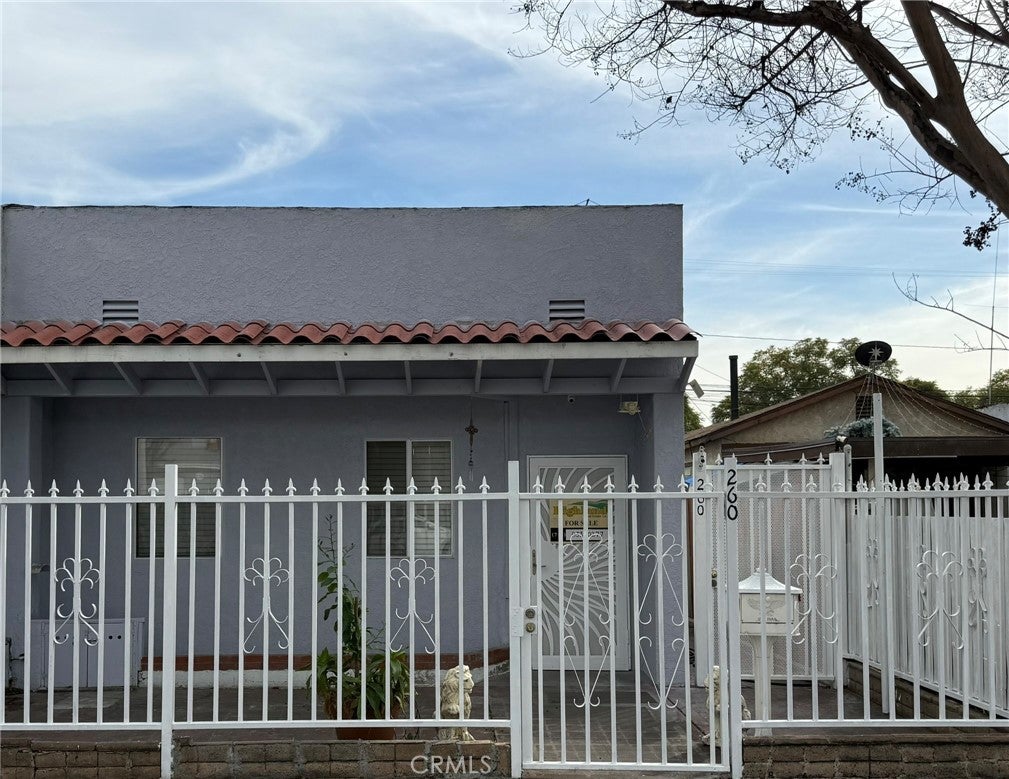 260 E South Street, Long Beach CA 90805