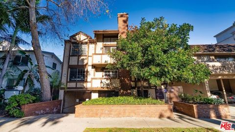Photo of 1532 Granville Avenue, Los Angeles, CA 90025 (MLS # 26646091)
