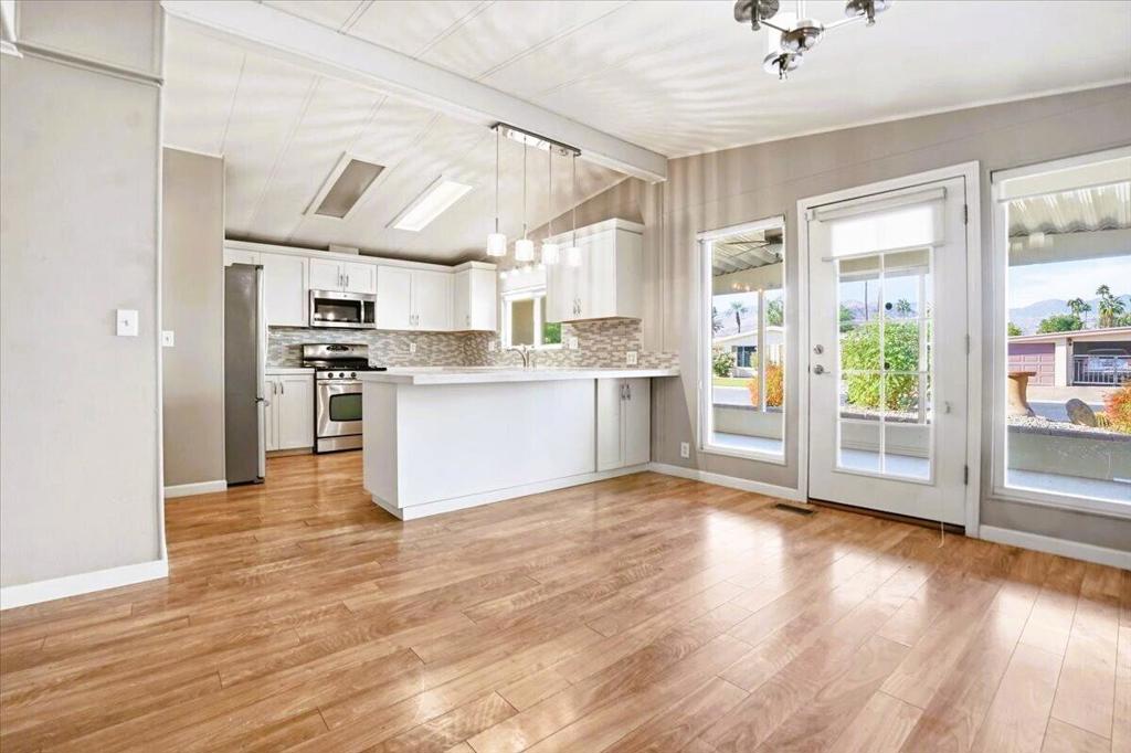 Portola Country Club - Manufactured In Park