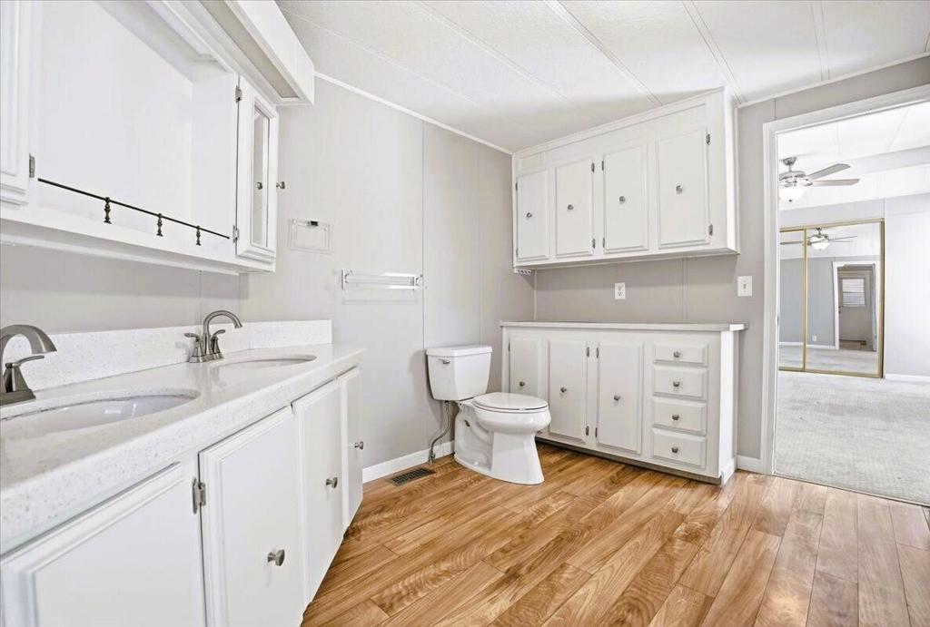 Portola Country Club - Manufactured In Park