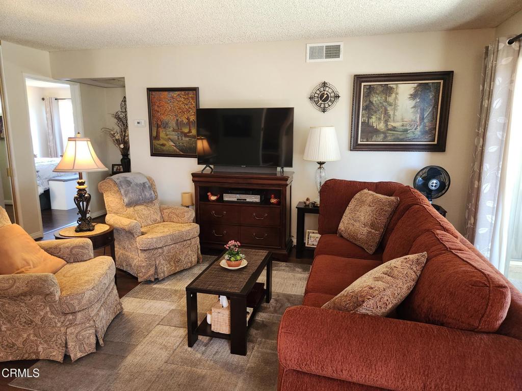 324 Chestnut Hill Court 11