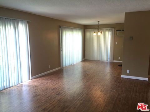 Photo of 1128 REXFORD Drive #3, Los Angeles, CA 90035 (MLS # 26647963)