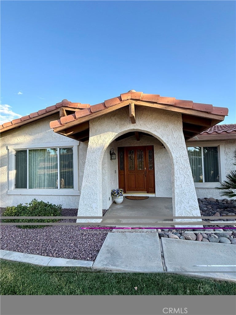 15033 Riverside Way