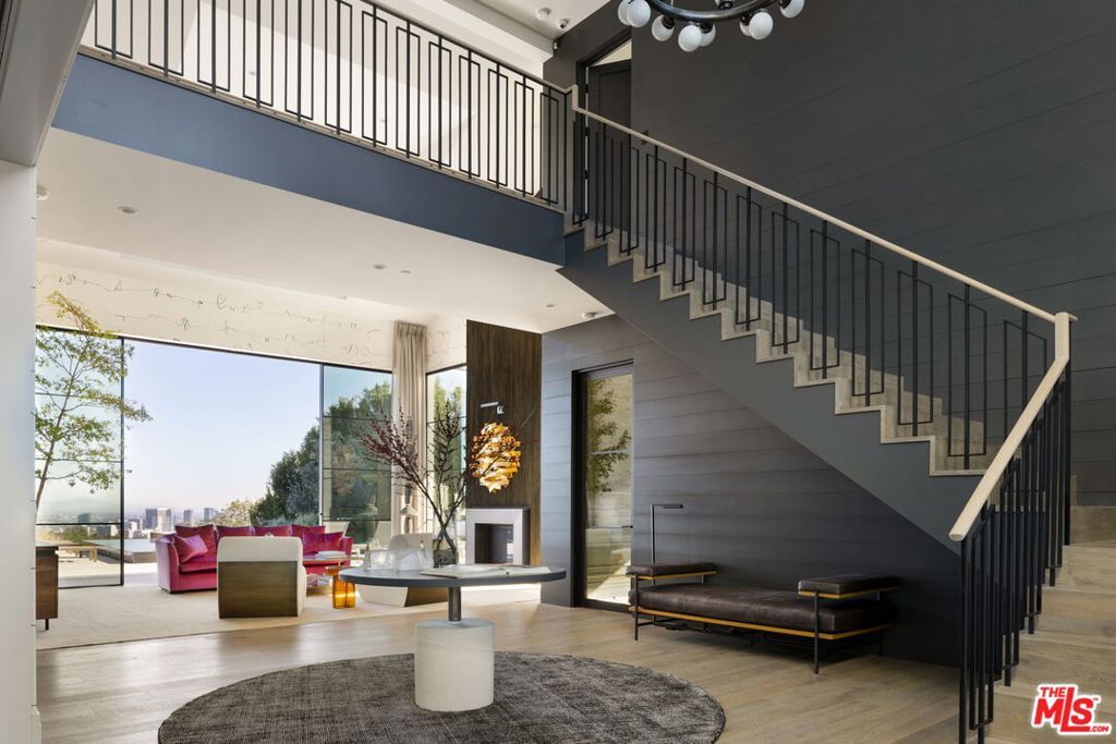 Photo of 890 Linda Flora Drive, Los Angeles, CA 90049 (MLS # 26640059)