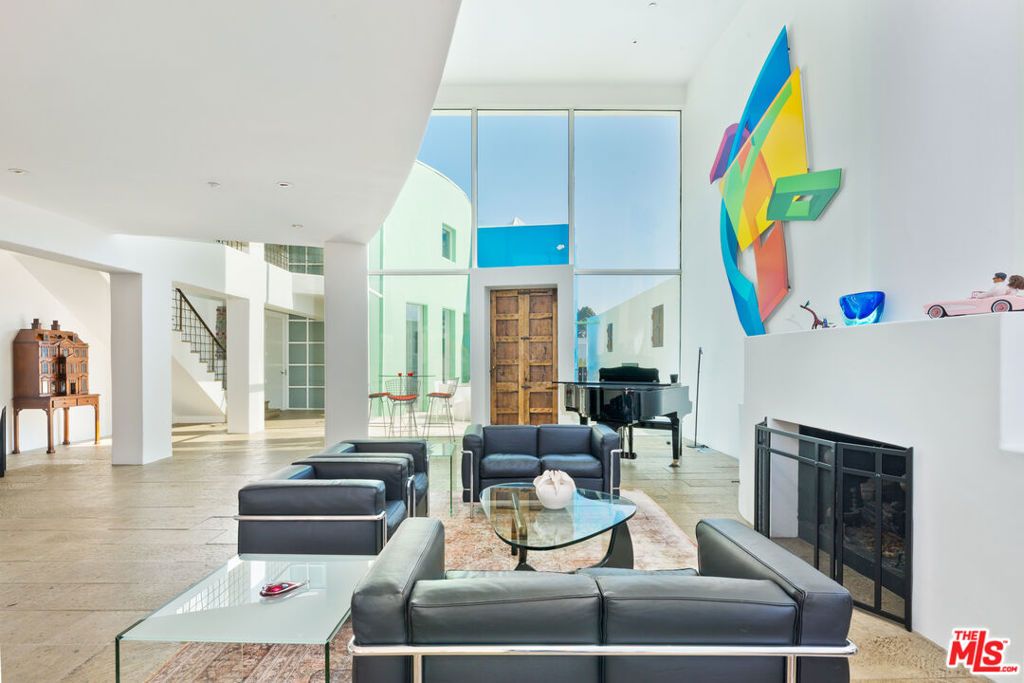 Photo of 2224 Main Street, Santa Monica, CA 90405 (MLS # 25552523)