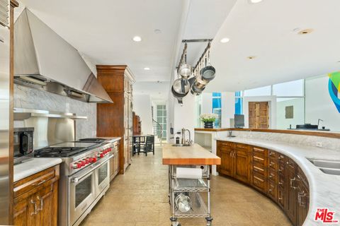 2224 Main Street Santa Monica CA 90405