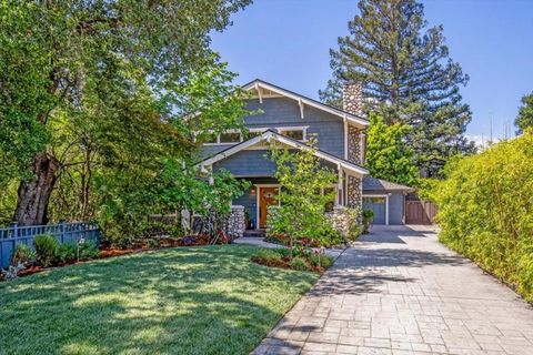 Photo of 15827 Linda Avenue, Los Gatos, CA 95032 (MLS # ML82044838)
