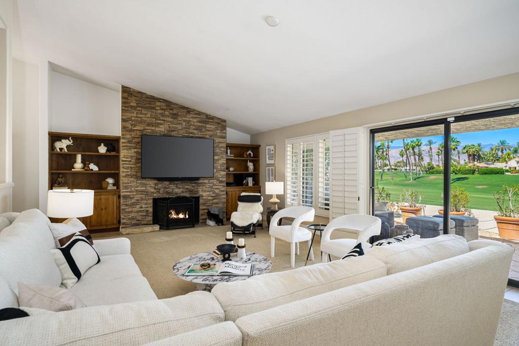 Desert Horizons C.C. - Residential