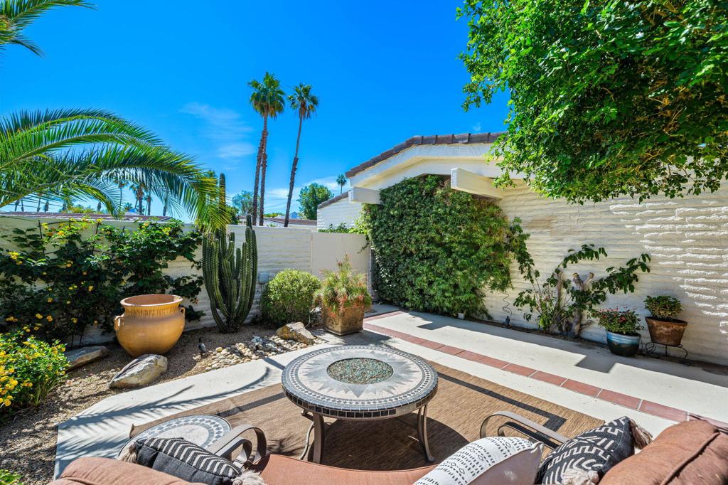 Desert Horizons C.C. - Residential