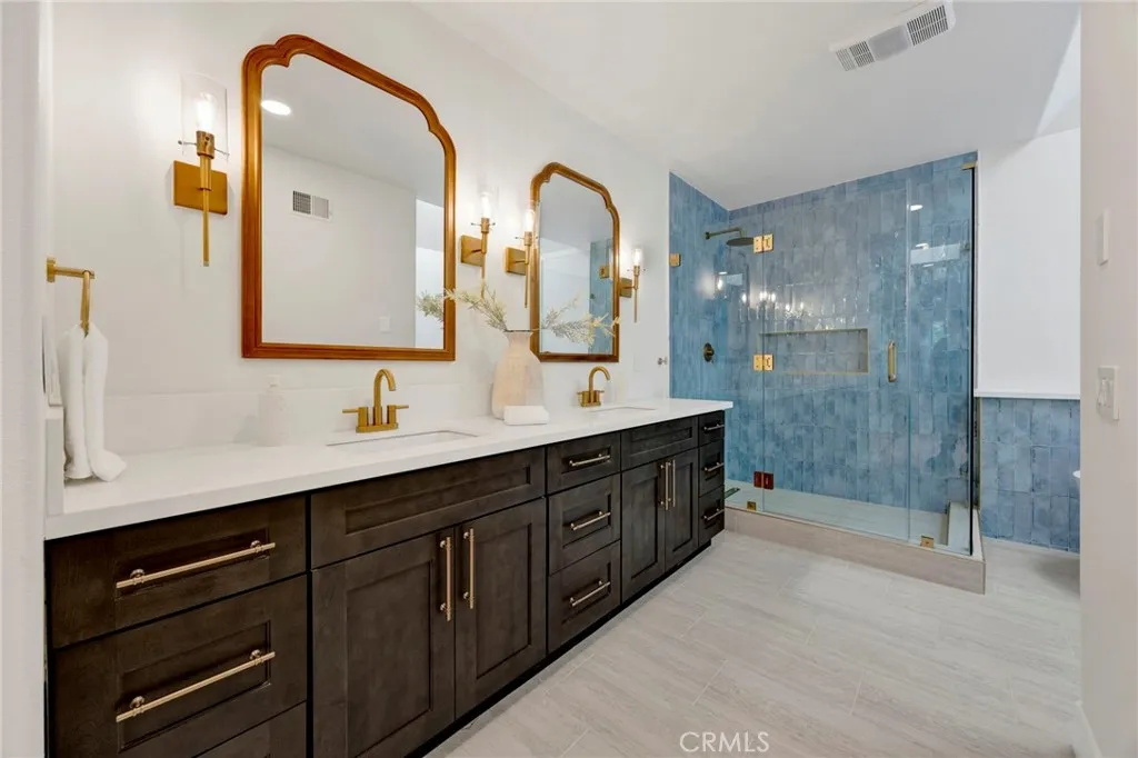 Calabasas, California 91302, United States, 3 Bedrooms Bedrooms, ,3 BathroomsBathrooms,Residential,Active,141242