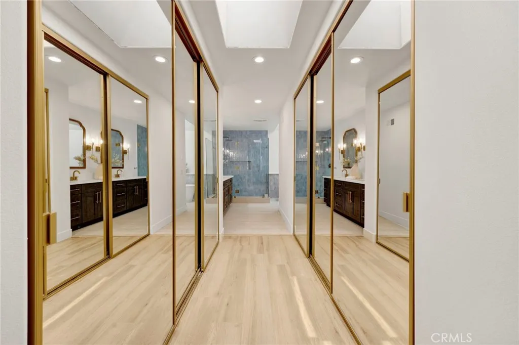 Calabasas, California 91302, United States, 3 Bedrooms Bedrooms, ,3 BathroomsBathrooms,Residential,Active,141242