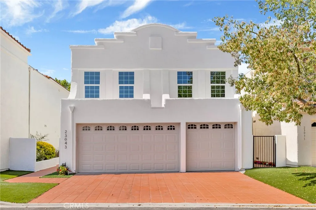 Calabasas, California 91302, United States, 3 Bedrooms Bedrooms, ,3 BathroomsBathrooms,Residential,Active,141242