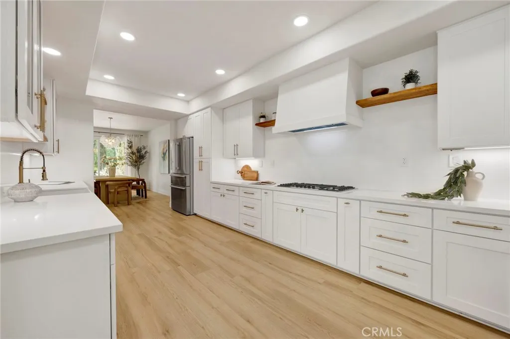 Calabasas, California 91302, United States, 3 Bedrooms Bedrooms, ,3 BathroomsBathrooms,Residential,Active,141242