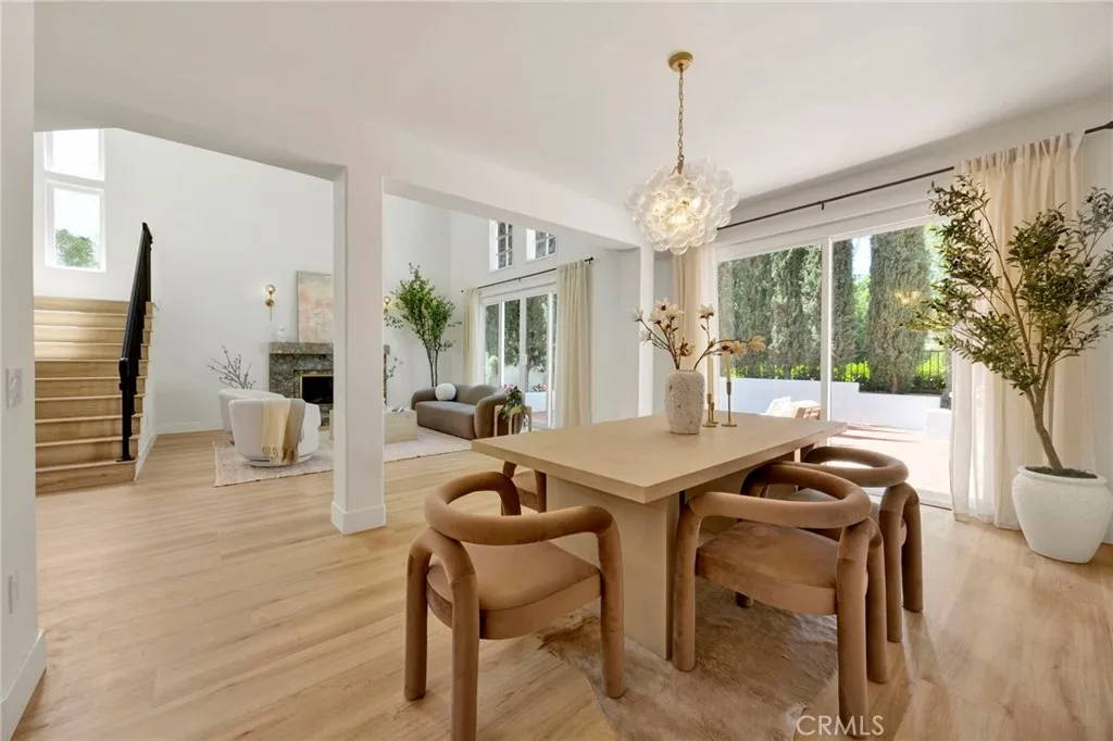 Calabasas, California 91302, United States, 3 Bedrooms Bedrooms, ,3 BathroomsBathrooms,Residential,Active,141242