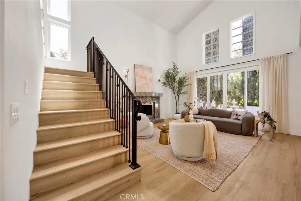 Calabasas, California 91302, United States, 3 Bedrooms Bedrooms, ,3 BathroomsBathrooms,Residential,Active,141242