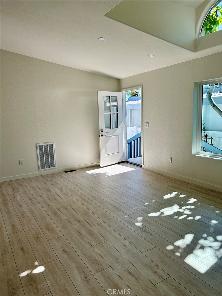 205 Tremont Dr