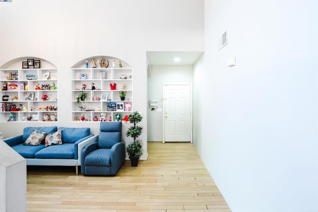RYLAND JUNCTION - Residential
