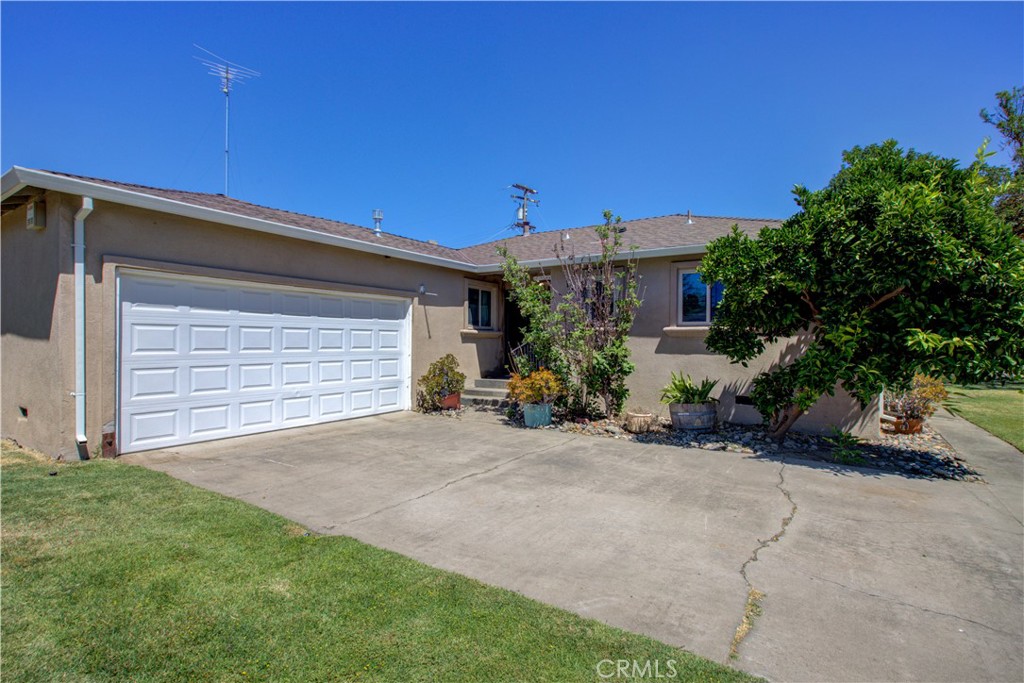 Welcome to 1301 Kingsbury Dr. in Modesto! This cute 3-bedroom, 2-bath home sits on a corner lot and offers 1,134 sq. ft. of comfortable living space. Inside you'll find tile and wood flooring, a cozy brick fireplace, ceiling fans, and a kitchen with tile counters and backsplash. The backyard is perfect for relaxing or entertaining, with a low-maintenance layout, a pool with a slide, and a storage shed for all your extras. There's even possible RV parking!