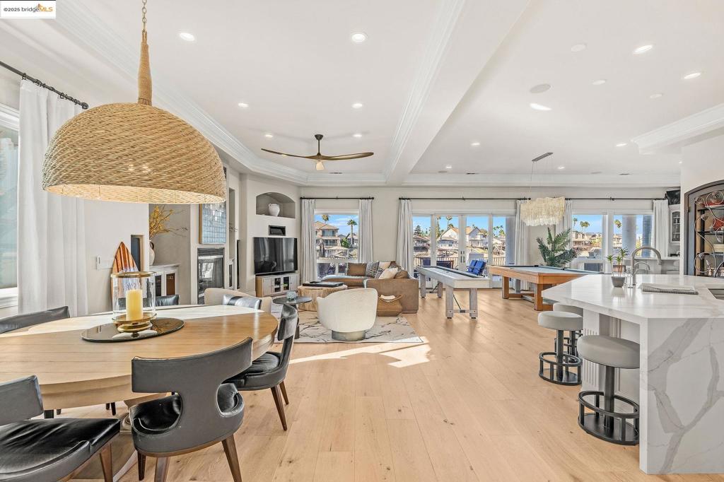 5055 Cabrillo Pt
