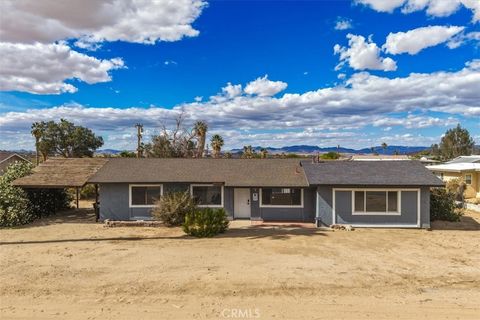 Photo of 74354 Cottonwood Drive, 29 Palms, CA 92277 (MLS # JT26099134)