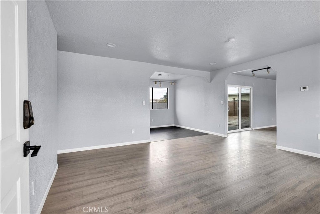 74354 Cottonwood Drive