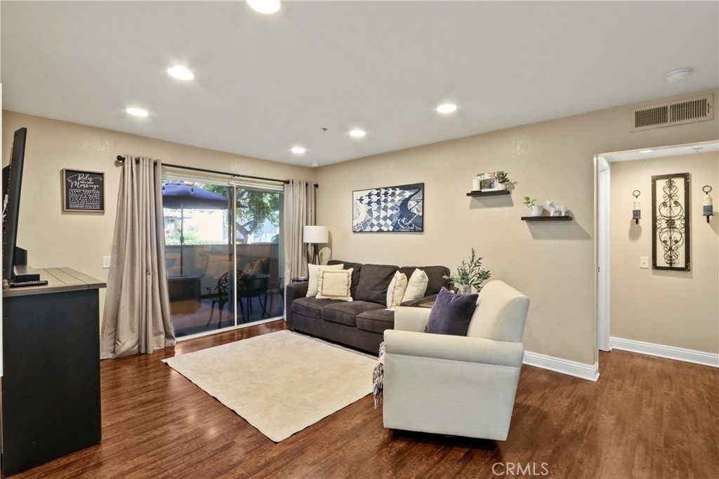 129 N Cross Creek Road N B