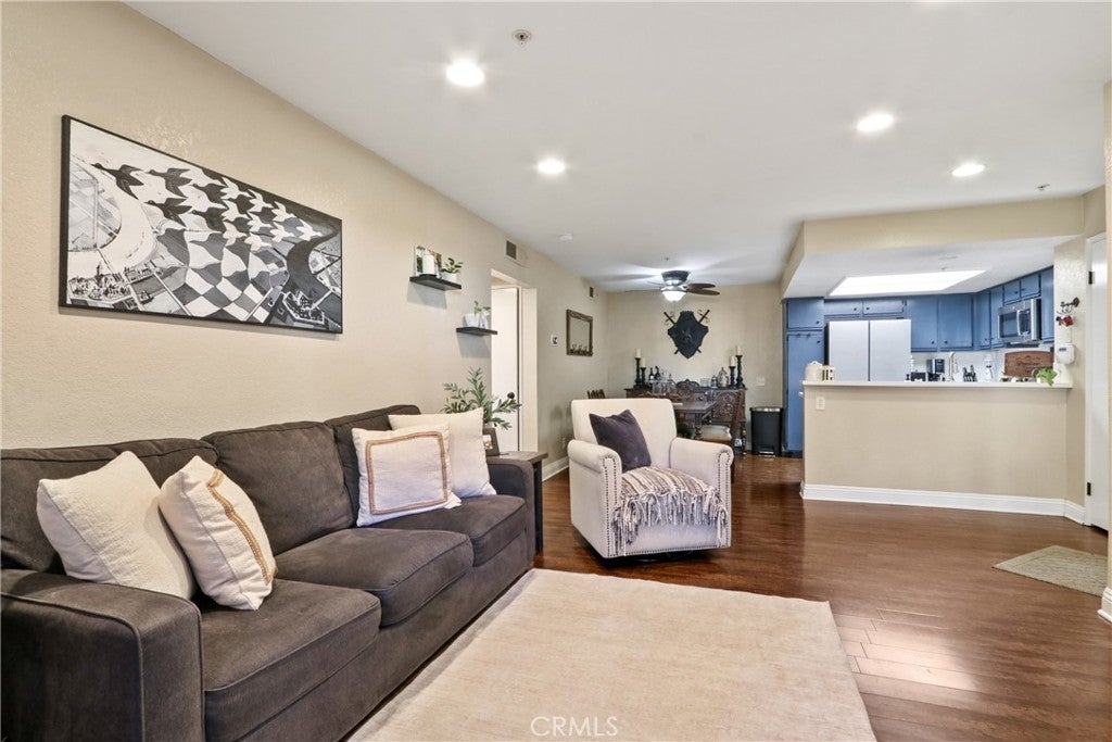 129 N Cross Creek Road N