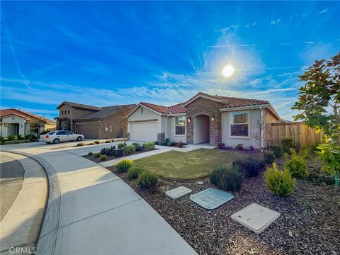 Photo of 3317 WHISPERING BRK LANE Ln, Shafter, CA 93263 (MLS # SR26042623)