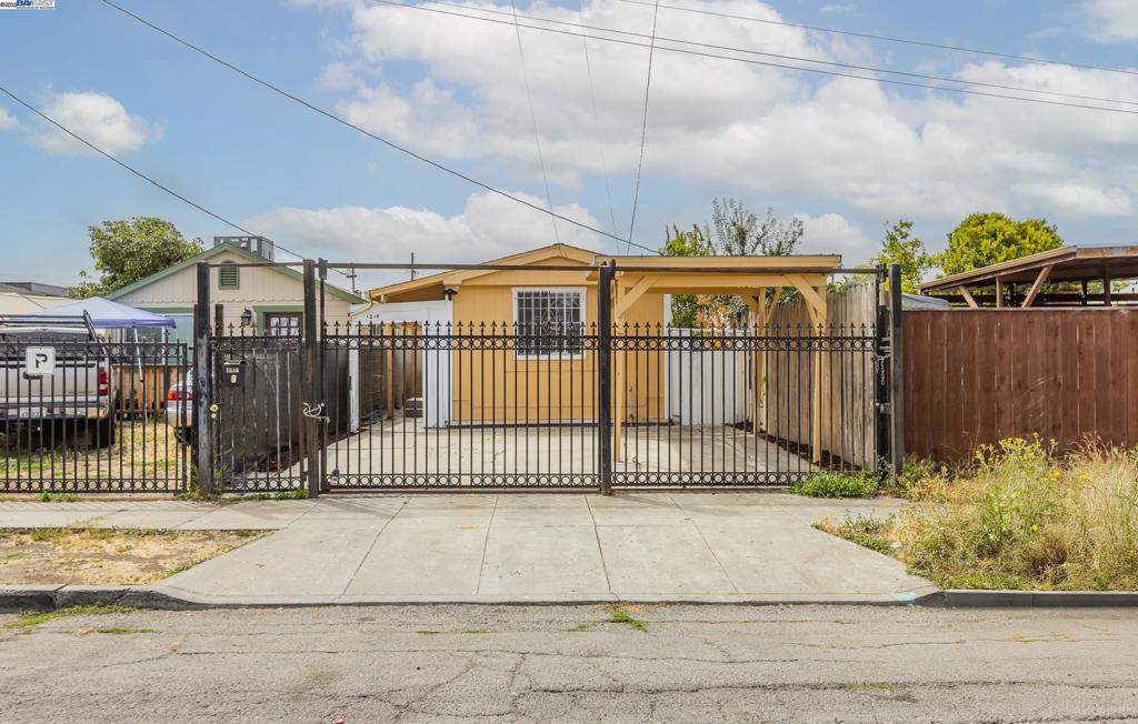 Perfect for investors or first time buyers. 3 bedrooms and 2 full baths with Carport. Property includes front yard, side and backyard with fence around house perimeter.