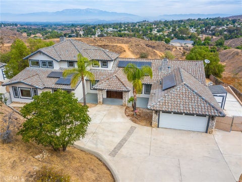 Photo of 17033 Andromeda LN, Riverside, CA 92504 (MLS # IV26159284)