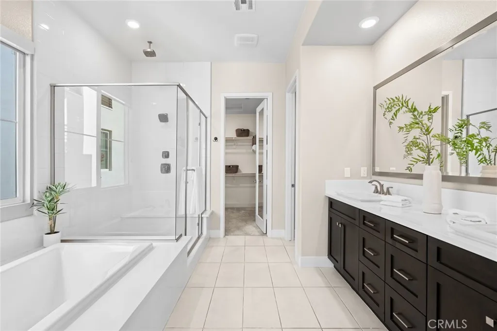 Irvine, California 92618, United States, 4 Bedrooms Bedrooms, ,3 BathroomsBathrooms,Residential,Active,242325