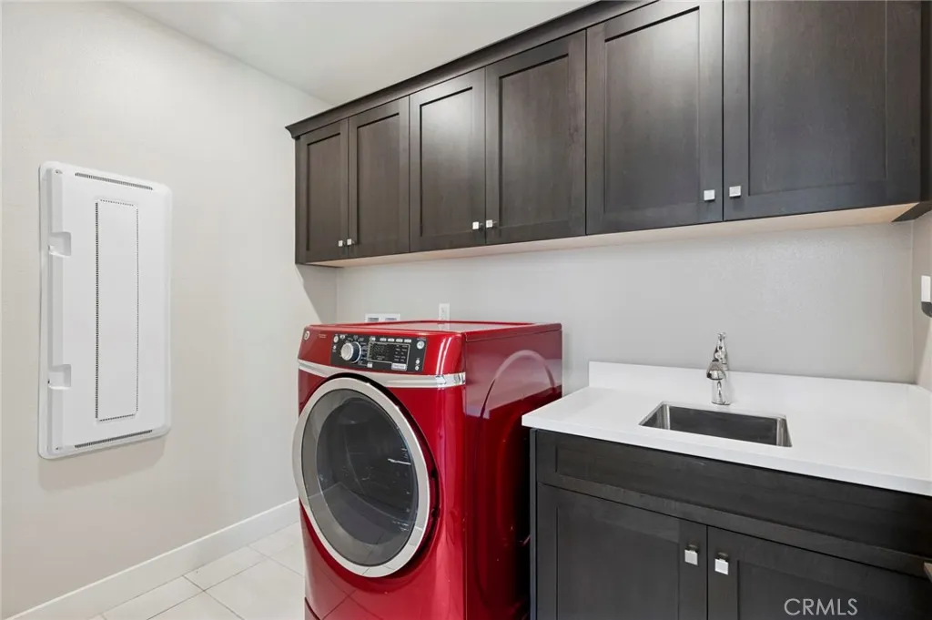 Irvine, California 92618, United States, 4 Bedrooms Bedrooms, ,3 BathroomsBathrooms,Residential,Active,242325