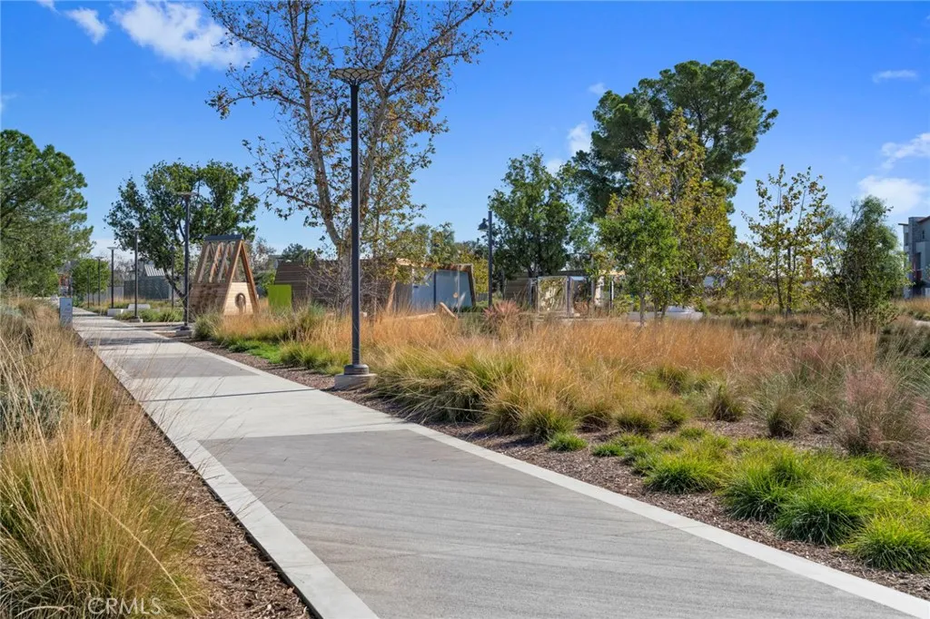 Irvine, California 92618, United States, 4 Bedrooms Bedrooms, ,3 BathroomsBathrooms,Residential,Active,242325