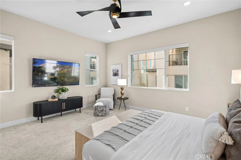 Irvine, California 92618, United States, 4 Bedrooms Bedrooms, ,3 BathroomsBathrooms,Residential,Active,242325