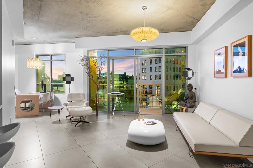 Experience balance and ease in the city. This hard to find west-facing layout 1 bed / 1.5 bath residence at Cortez Blu offers soaring ceilings, abundant natural light, and an open layout that flows effortlessly. Enjoy sunsets and bay breezes from the private balcony. The updated design strikes a perfect harmony of modern city living and everyday comfort—whether you’re entertaining or embracing a minimalist lifestyle. Set within the quiet enclave of Cortez Hill, you’re close to everything yet removed from the noise. Stroll to Little Italy, Balboa Park, or the Gaslamp Quarter, with quick access to downtown’s restaurants and culture—without the congestion of other neighborhoods. When it’s time to get away, highway access is just a block over, and the airport is minutes from your door. Highlights: *Rare west-facing exposure with glowing afternoon light and colorful sunsets *Soaring ceilings and open layout for an airy, calming atmosphere *Furniture negotiable for a seamless, move-in experience *Secure boutique high-rise with controlled access and a private feel *Private balcony - unlimited beautiful sunsets *Updated with modern design *Effortless travel with freeway access one block away and SAN airport nearby This is downtown living at its most serene: style, convenience, and calm all in one