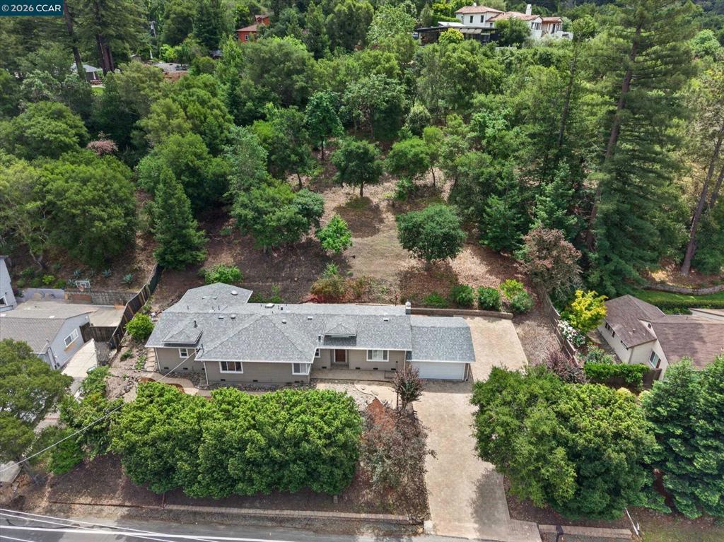 28 Rheem Blvd