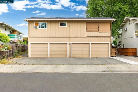Photo of 2561 Camara Cir Cir, Concord, CA 94520 (MLS # 41129843)