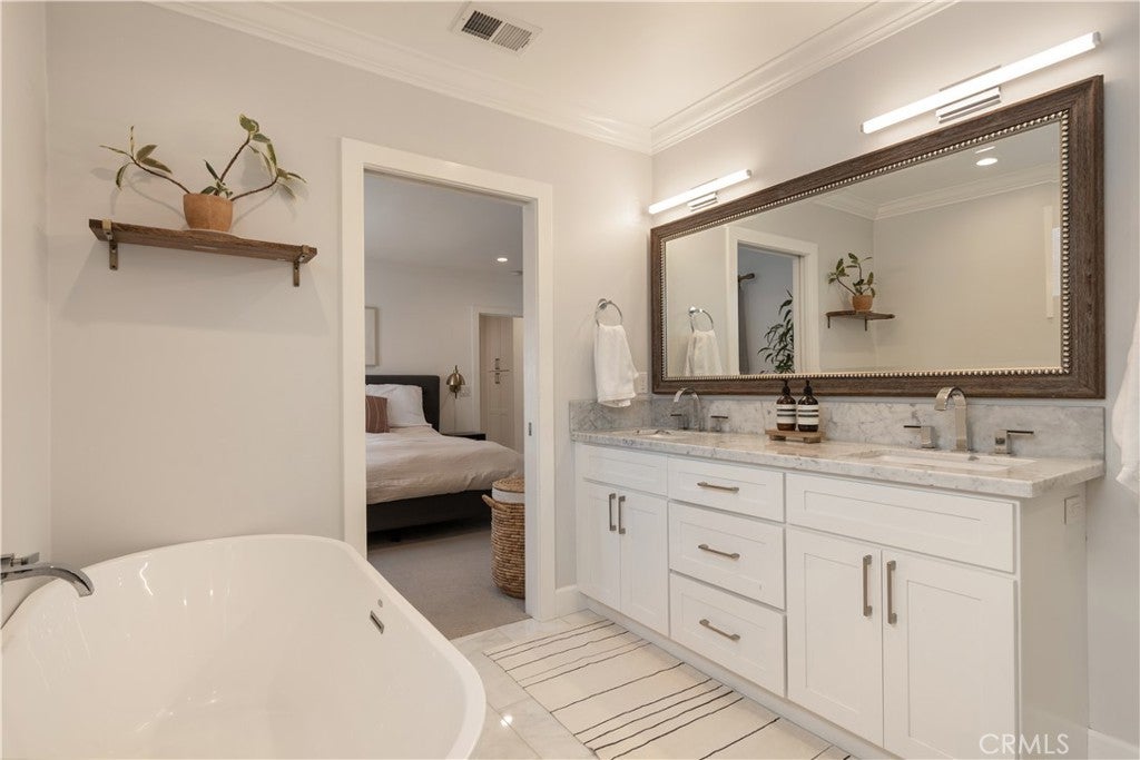 339 E 19th, Costa Mesa CA 92627 - Photo 51