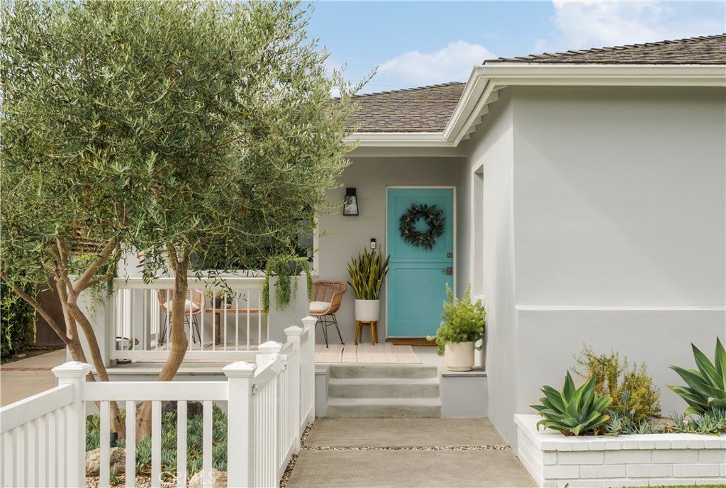 339 E 19th, Costa Mesa CA 92627 - Photo 8