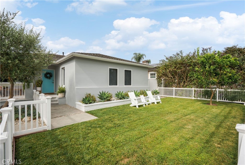 339 E 19th, Costa Mesa CA 92627 - Photo 7