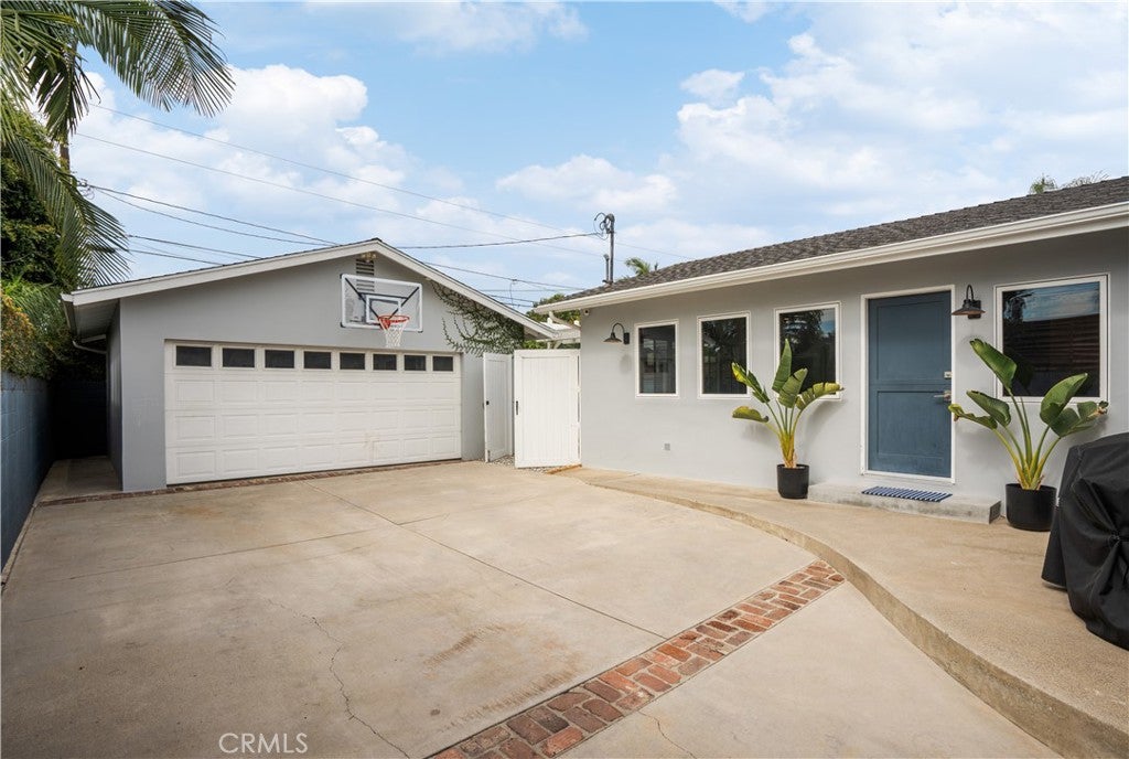 339 E 19th, Costa Mesa CA 92627 - Photo 11