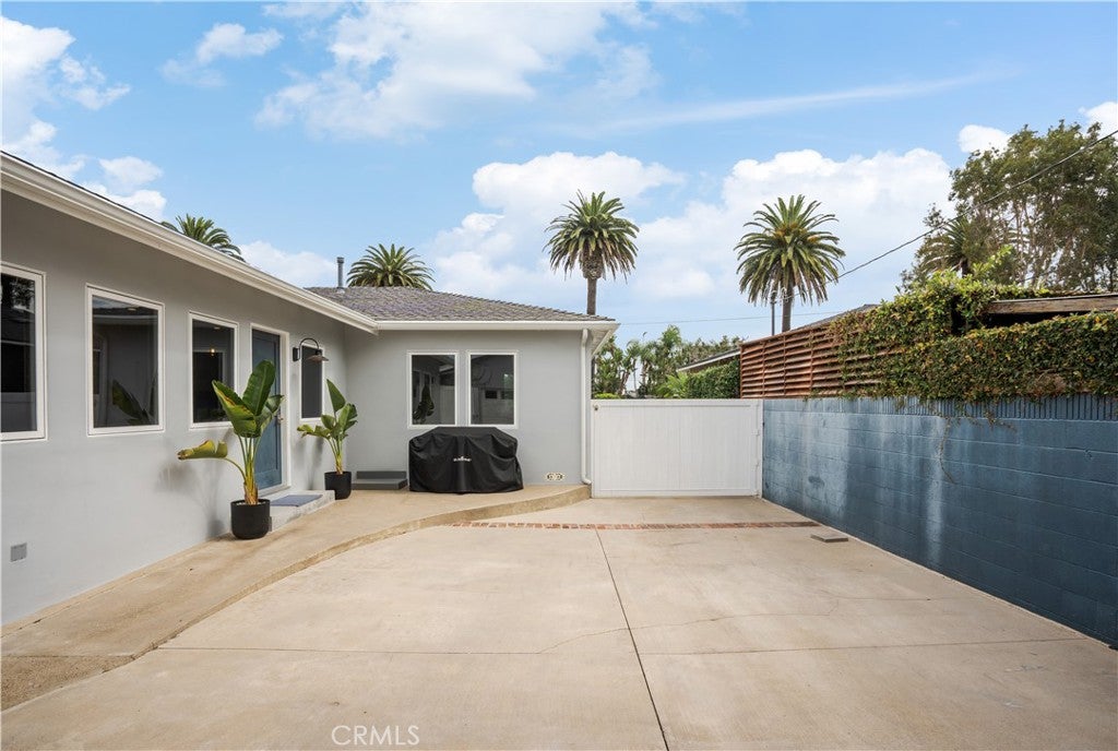 339 E 19th, Costa Mesa CA 92627 - Photo 13