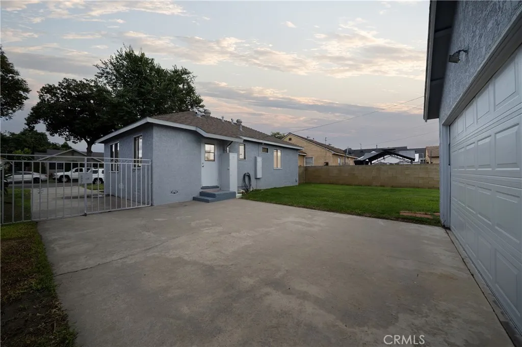 Lakewood, California 90712, United States, 2 Bedrooms Bedrooms, ,1 BathroomBathrooms,Residential,Active,248831