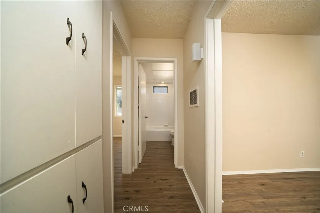 Lakewood, California 90712, United States, 2 Bedrooms Bedrooms, ,1 BathroomBathrooms,Residential,Active,248831