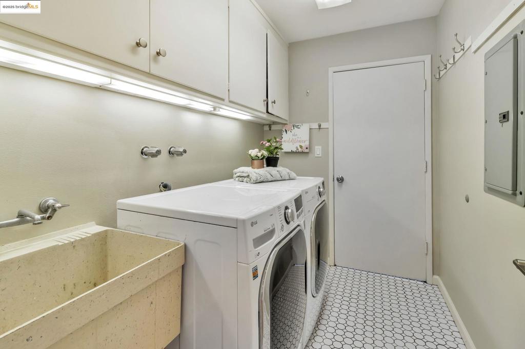 CORLISS - Residential